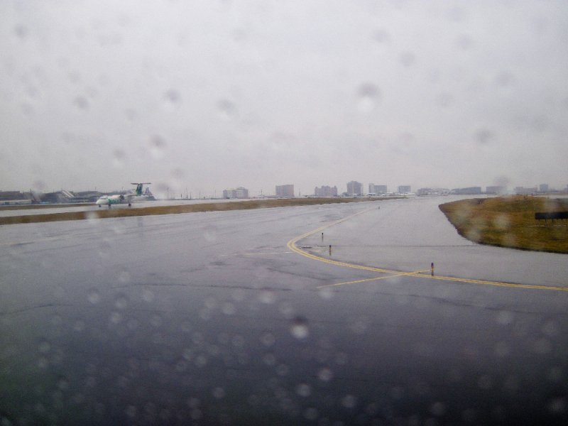 Toronto032810-0295.jpg - Landing in Toronto Airport