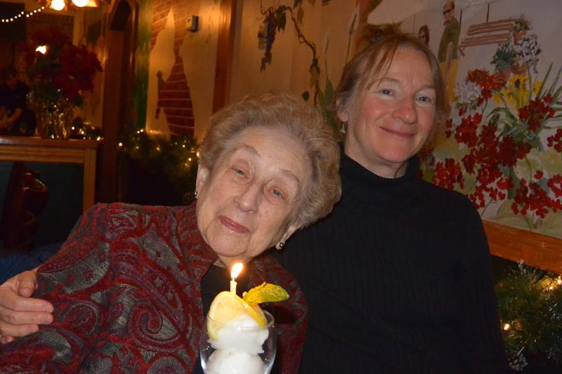 GrandmaBirthday120115-4094.jpg